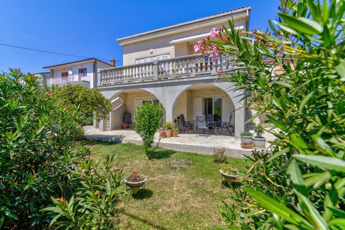 Nv Sun 23 By Aneo Travel Apartment Novi Vinodolski Ngoại thất bức ảnh