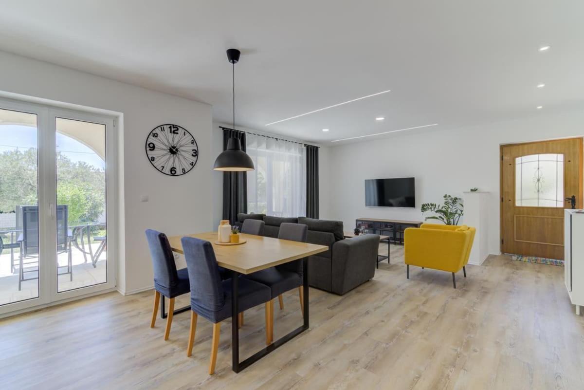 Nv Sun 23 By Aneo Travel Apartment Novi Vinodolski Ngoại thất bức ảnh